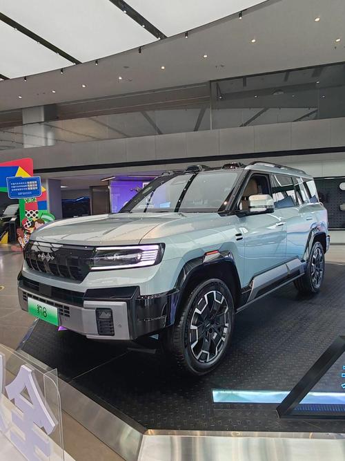 东莞东城区元浪展企业管理咨询比亚迪方程豹硬派越野的爆款，英菲尼迪35周年与你共成长